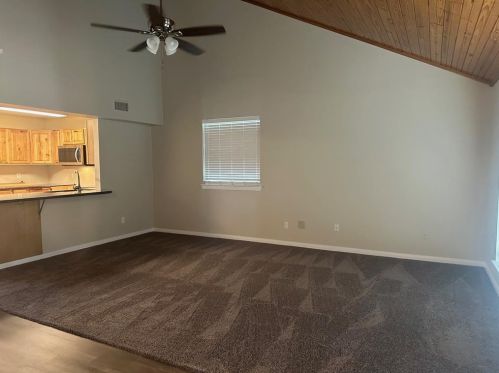 3067 County Road 580, West Columbia, TX 77486-9551