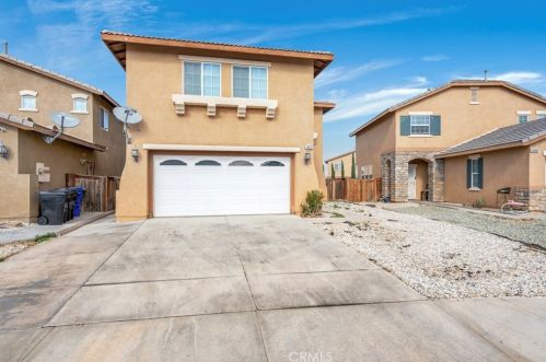 14472 Honeyhill St, Victorville, CA 92394-7587