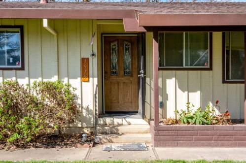 7575 Roosevelt Ave, Los Molinos, CA 96055-9763