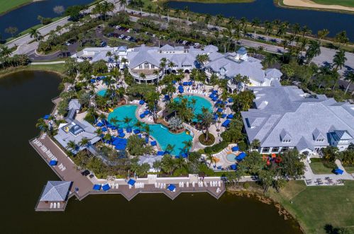 3828 Mahogany Bend Dr, Naples FL  34114-6425 exterior