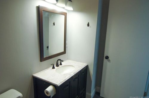 49 Day St, Norwalk CT 06854-4901 exterior