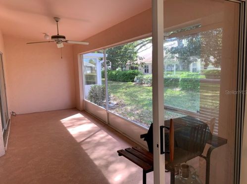 612 Masterpiece Dr, Ruskin FL 33573-6564 exterior