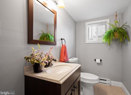 116 8 St, Norristown PA 19405-1202 exterior