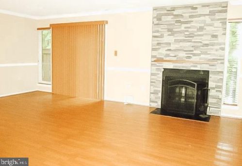 11907 Escalante Ct, Herndon VA  20191-1833 exterior