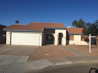 1438 Los Altos Dr, Chandler, AZ 85224-8328