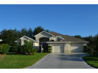 2852 Cape Horn Ct, Tavares, FL 32778-9243