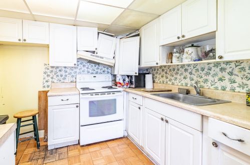 247 Saxony F, Delray Beach, FL 33446-1840