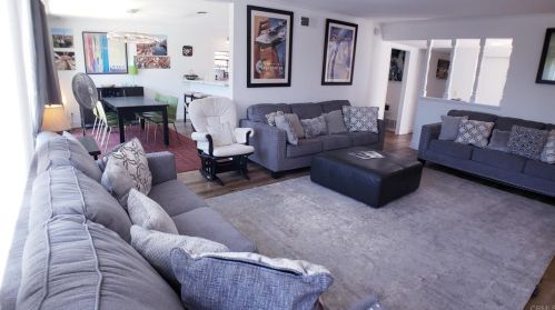 1848 Titus St, San Diego, CA 92110-2138