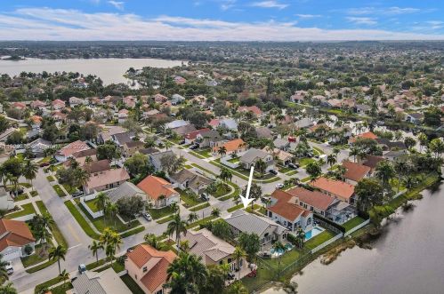 18125 21st St, Hollywood FL  33029-3030 exterior