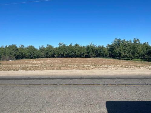6210 Washington Blvd, Livingston, CA 95334-9541