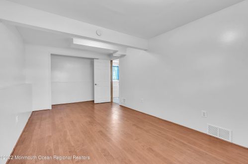 17 Dogwood Dr, Jackson Twp NJ  08527-1342 exterior