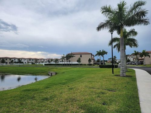 4199 Napoli Lake Dr, West Palm Beach FL  33410-7508 exterior