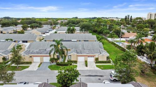 4581 Challenger Way, West Palm Beach, FL 33417-8064