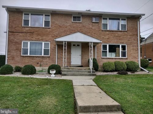 71 Hillside Cir, Camp Hill, PA 17011-2520