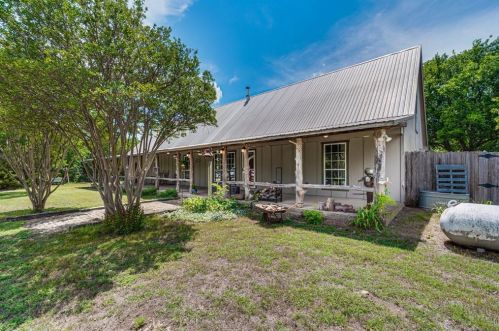 1511 Walnut Grv Rd, Midlothian TX  76065-4749 exterior