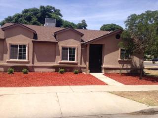 4793 Fillmore Ave, Fresno, CA 93702-3147