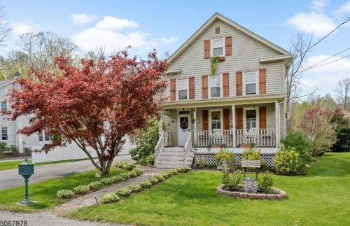 10 Buttzville Rd, Oxford, NJ 07863-3404