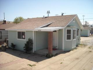 16805 Tracy St, Victorville, CA 92395-3721