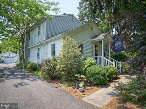 854 Louther St, Carlisle, PA 17013-2617