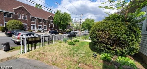 76 Nesbit Ter, Irvington NJ  07111-2331 exterior