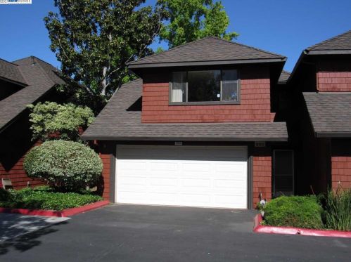 2560 Village Dr, Union City, CA 94587-3170
