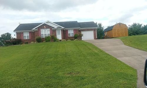 125 Brooke Ct, Calvary, KY 40033-8126