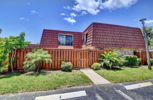 3117 San Fernando Dr, Delray Beach, FL 33445-5424