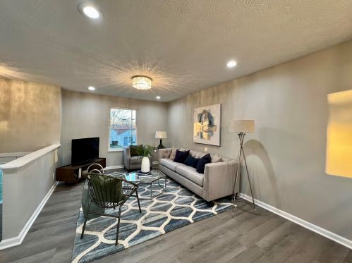 7773 Bridgegate Ct, Florence, KY 41042-2809