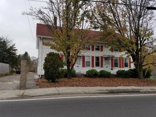 754 East Ave, Warwick RI  02886-1803 exterior