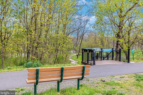 309 Williams Cir, Collegeville PA  19473-2344 exterior