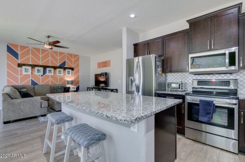 3638 Flamingo Way, Gilbert AZ 85297-5250 exterior