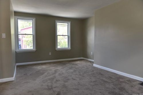 19 Ulster Ave, Walden NY  12586-1413 exterior