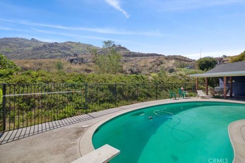 12065 Westwood Ln, Colton CA  92313-5309 exterior