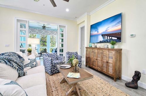 6544 Dominica Dr, Naples, FL 34113-8186