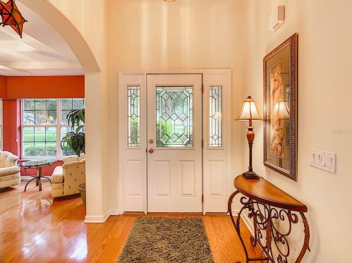 324 Niblick Cir, Winter Haven, FL 33881-9534