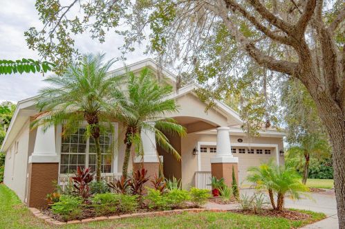 5148 Pheasant Woods Dr, Lutz, FL 33558-5711