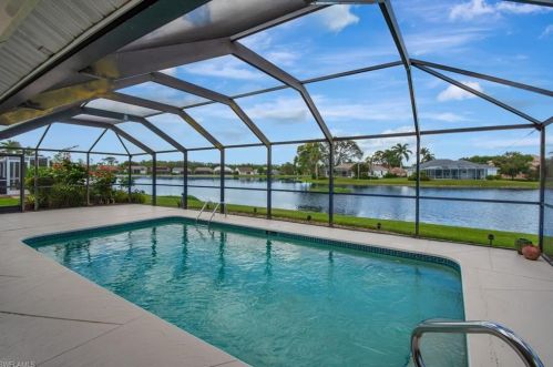 626 Lambton Ln, Naples, FL 34104-8303