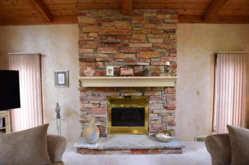 209 Trillium Cir, Green Bay WI  54313-4960 exterior