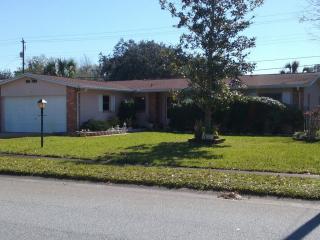 2601 Riviera Dr, Titusville, FL 32780-5144