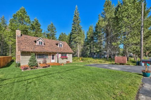 817 Kekin St, South Lake Tahoe, CA 96150-4122