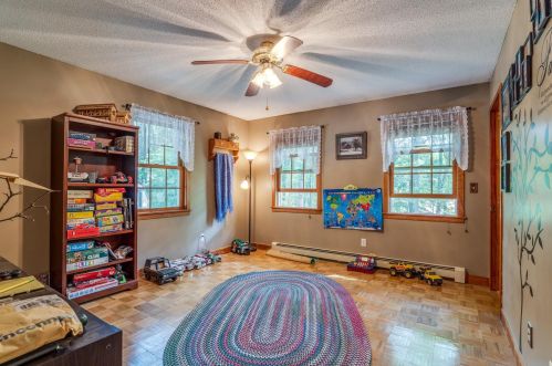 56 Fox Garrison Rd, Lee NH  03861-6338 exterior