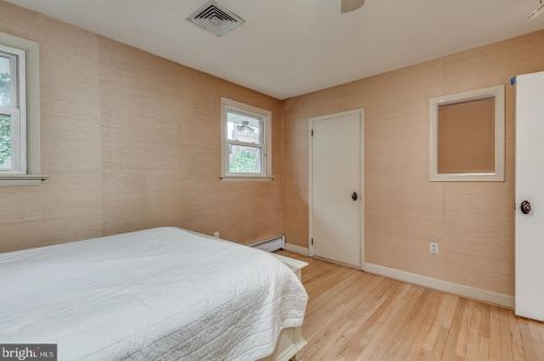 200 Park Dr, Camden NJ  08108-2236 exterior