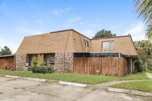 401 Terrace Ct, Sanford, FL 32773-4961