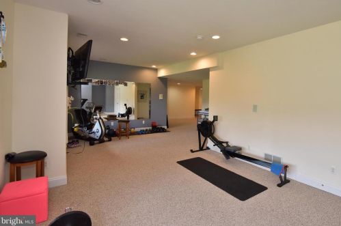 116 Osborne Cir, Kennett Sq PA  19348-1910 exterior