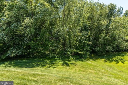 3907 Waltham Ct, Yardley PA  19067-6386 exterior