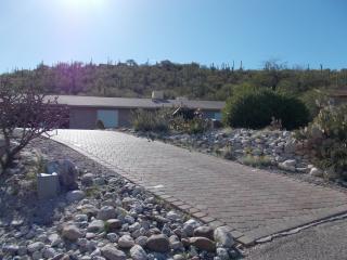 7140 Clayridge Dr, Tucson AZ  85750-6150 exterior