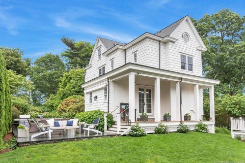 10 Craw Ave, Norwalk, CT 06853-1603