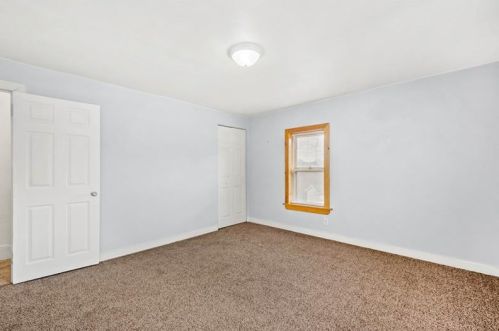 410 Blue Jay Dr, Canonsburg PA  15317-5639 exterior