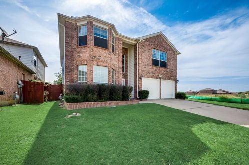 8625 Charleston Ave, Fort Worth TX  76123-1715 exterior