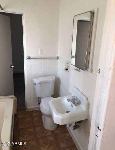 320 20 Ave, Phoenix AZ 85021-6963 exterior